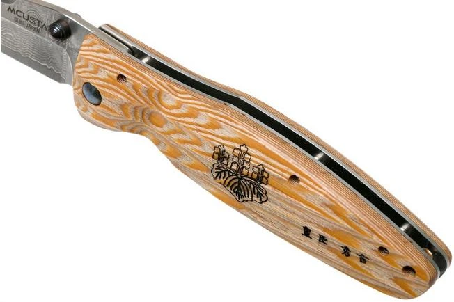 Mcusta MC-0182D Sengoku Toyotomi Hideyoshi, Yellow Pakka Wood, Gentleman's Knife - Image 7